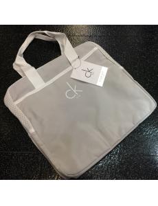 ck one pouch